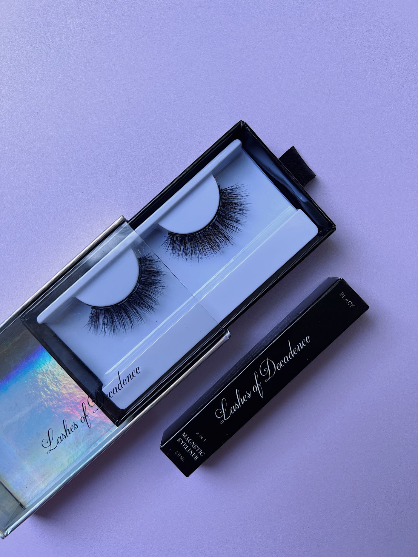 Mastering the Magnetic Magic: A Glam Guide to Perfectly Applying Magnetic Lashes!