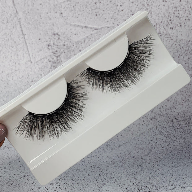 Giselle - Magnetic Korean Silk Lashes | Lashes of Decadence